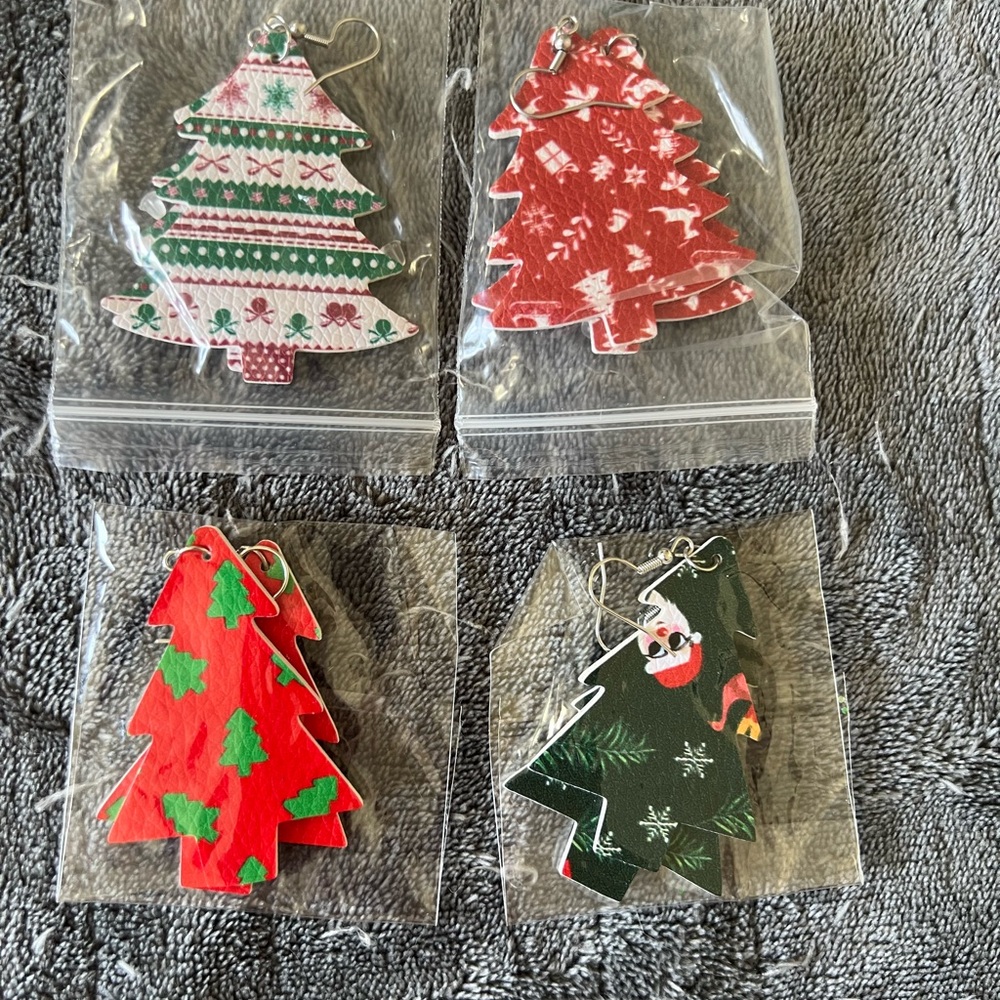 Festive Christmas Tree Earrings Set